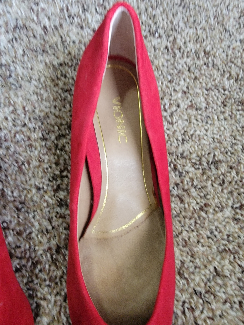Vionic Red Suede Pointed-Toe Kitten Heels - Picture 4 of 12